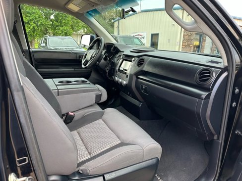Used 2016 Toyota Tundra SR image 12