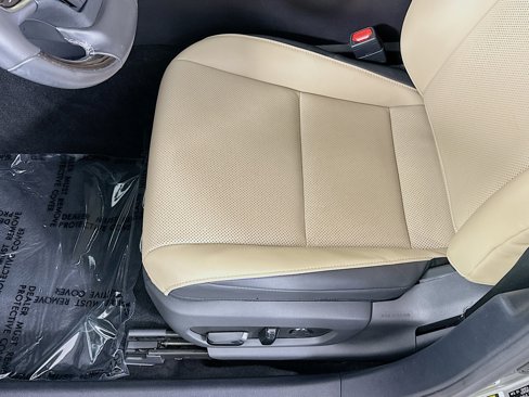 Used 2020 Lexus ES 300h w/ Premium Package image 20