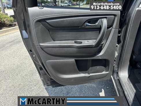 Used 2015 Chevrolet Traverse LT w/ Style and Technology Package image 30