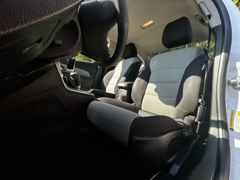 Used 2015 Chevrolet Cruze LS image 23