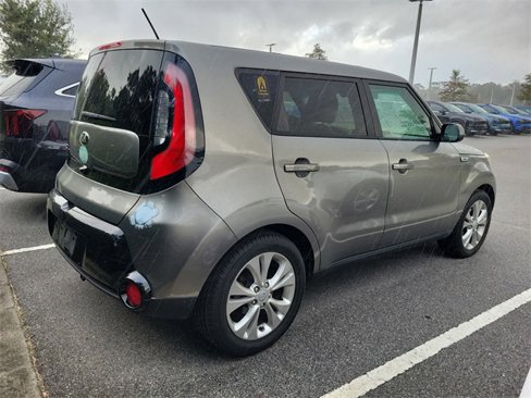 Used 2016 Kia Soul + w/ Audio Package image 4
