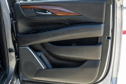 Used 2019 Cadillac Escalade ESV Luxury image 41