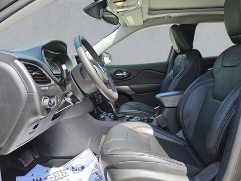 Certified 2021 Jeep Cherokee Limited w/ Elite Package image 9