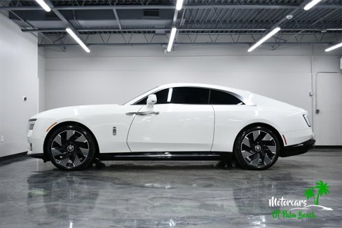Used 2024 Rolls-Royce Spectre w/ Spectre Launch Package image 5