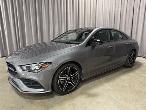 Used 2023 Mercedes-Benz CLA 250 4MATIC image 3
