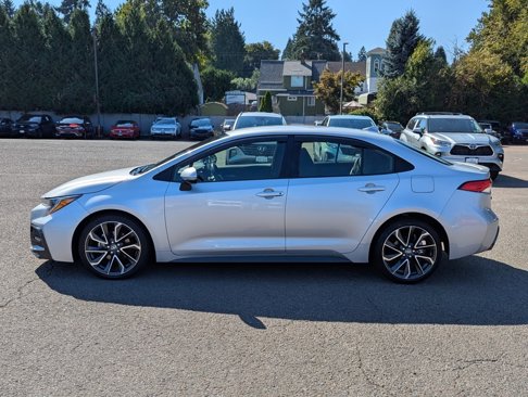 Used 2022 Toyota Corolla SE image 2