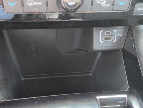Used 2024 Jeep Compass Trailhawk image 18