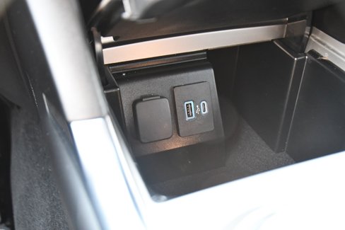 Used 2022 Ford Explorer XLT w/ Equipment Group 202A image 32