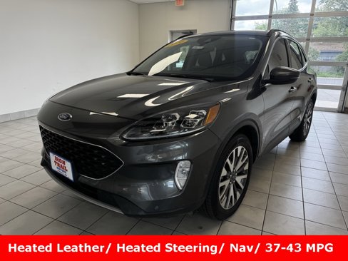 Used 2020 Ford Escape Titanium image 1