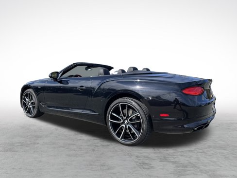 Used 2023 Bentley Continental GT Azure image 5