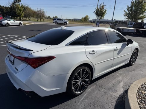 Used 2019 Toyota Avalon Touring w/ Advanced Safety Package image 6