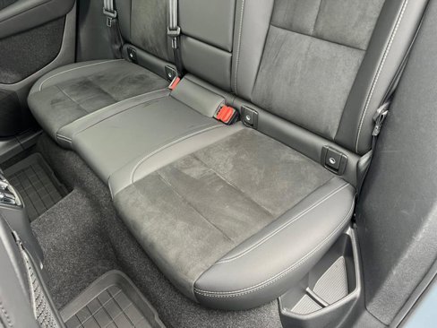 Used 2023 Volvo C40 P8 Recharge Ultimate image 41