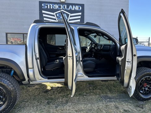 Used 2022 Toyota Tacoma TRD Off-Road image 21
