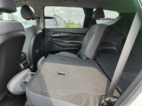 Used 2023 Hyundai Santa Fe SE image 31