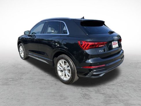 Certified 2022 Audi Q3 2.0T Premium Plus w/ Premium Plus Package image 4