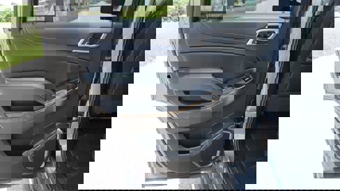 Used 2018 GMC Yukon Denali image 39