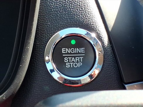 Used 2022 Ford EcoSport SES image 25