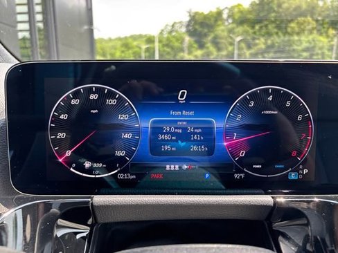 Used 2025 Mercedes-Benz GLA 250 4MATIC image 17
