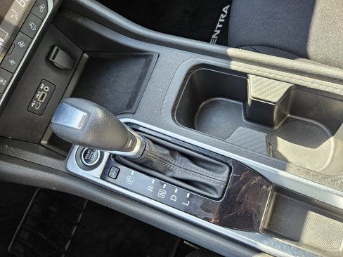 Used 2021 Nissan Sentra SV image 24