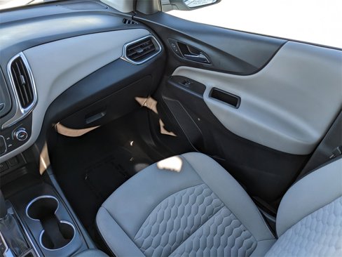 Used 2021 Chevrolet Equinox LT image 18