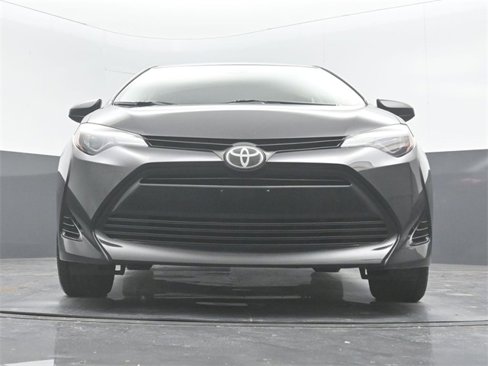 Used 2019 Toyota Corolla LE image 18