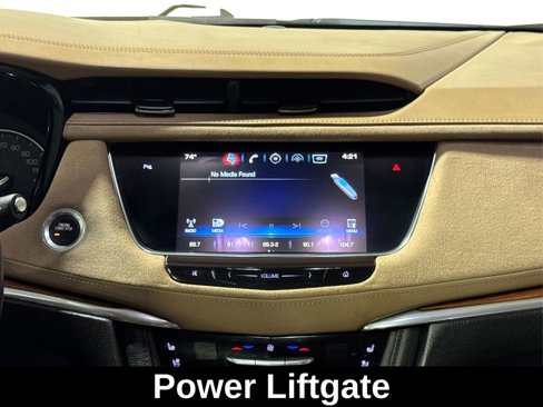 Used 2017 Cadillac XT5 Platinum image 16