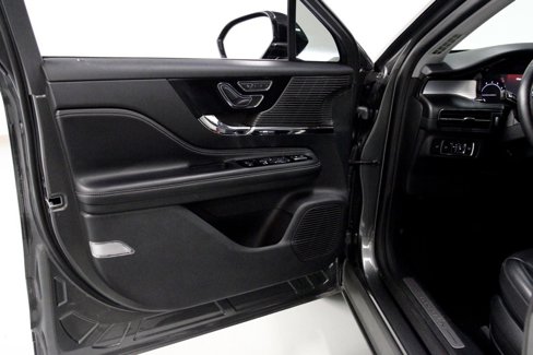 Used 2020 Lincoln Corsair AWD w/ Equipment Group 101A image 18
