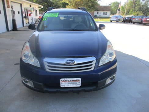 Used 2011 Subaru Outback 2.5i Premium w/ All-Weather Pkg image 3