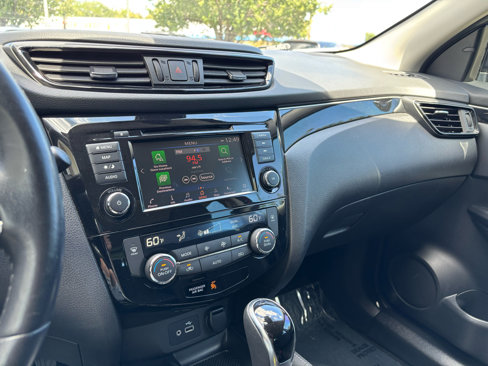 Used 2019 Nissan Rogue Sport SL w/ Premium Package image 14