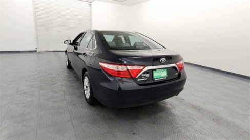 Used 2016 Toyota Camry LE image 7