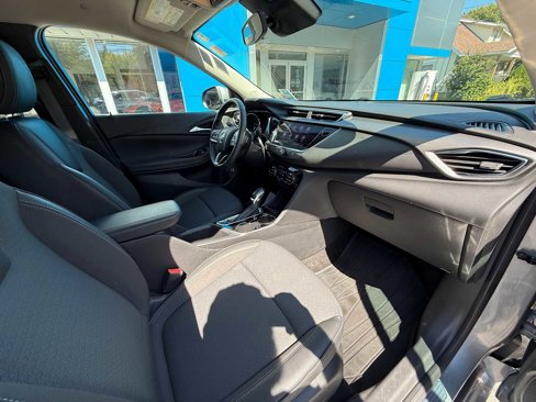 Used 2023 Buick Encore GX Select w/ Sport Touring Package image 37