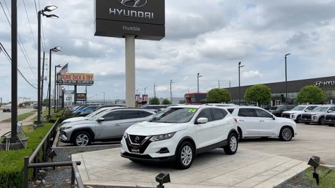 Used 2020 Nissan Rogue Sport S w/ Appearance Package image 40