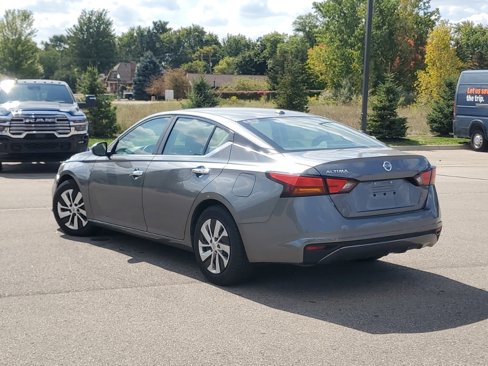 Used 2020 Nissan Altima 2.5 S image 3