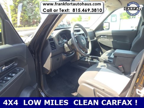 Used 2009 Jeep Liberty Sport w/ Popular Equipment Group image 13