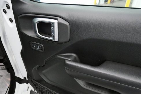 Used 2018 Jeep Wrangler Unlimited Sport S image 17