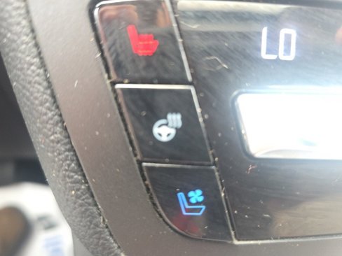 Used 2020 Ford Explorer Limited image 22