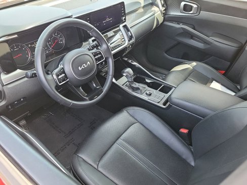 Used 2022 Kia Sorento S image 3