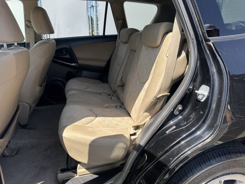 Used 2011 Toyota RAV4 4WD image 10