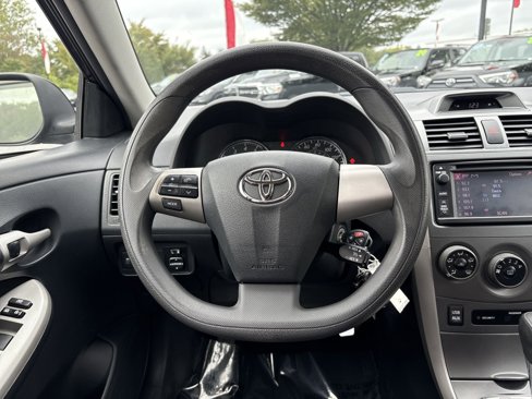 Used 2013 Toyota Corolla S image 15
