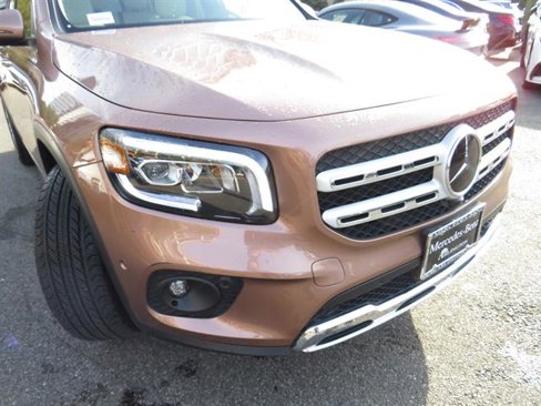 Certified 2022 Mercedes-Benz GLB 250 4MATIC image 25