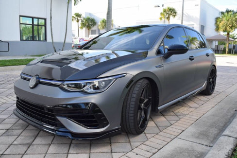 Used 2024 Volkswagen Golf R image 2