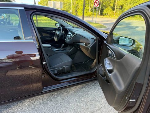 Used 2020 Chevrolet Malibu LS image 14
