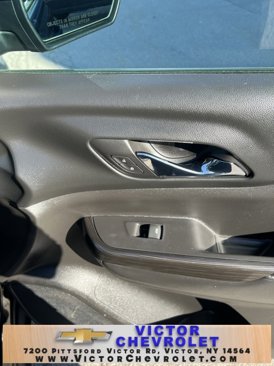 Used 2018 GMC Acadia SLT image 24