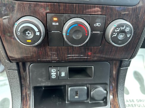 Used 2015 Chevrolet Traverse LT image 16