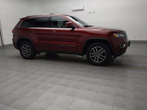Used 2020 Jeep Grand Cherokee Laredo w/ Security & Convenience Group image 11