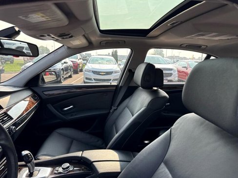 Used 2010 BMW 535i xDrive Sedan image 13