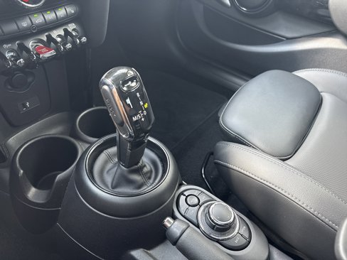 Certified 2022 MINI Cooper S image 26