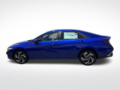 New 2025 Hyundai Elantra Sport image 2