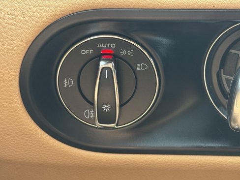 Used 2017 Porsche Macan image 22
