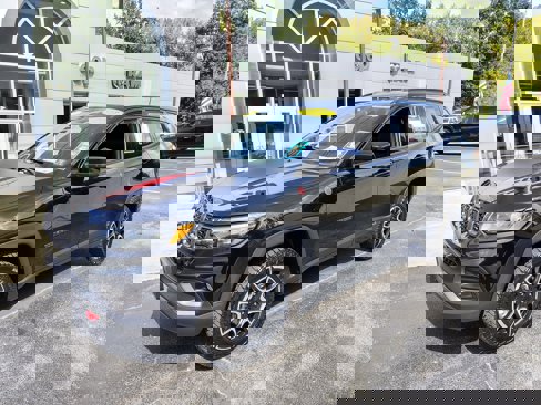 Certified 2024 Jeep Compass Trailhawk w/ Trailhawk Convenience Group image 2
